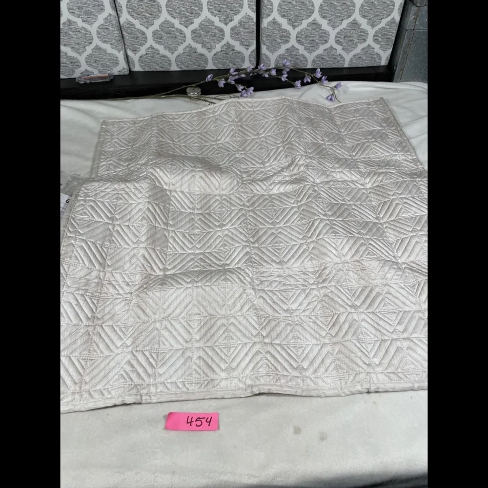 NIB Hotel Collection Woodrose Quilted (1 ) Euro European Pillow Sham‎ #454